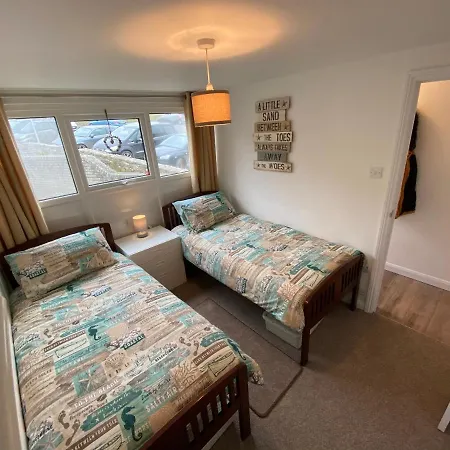 Sunsets In Porthtowan, Beachfront Apartment * Porthtowan